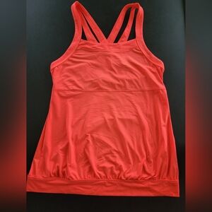 Womens sport top crisscross back